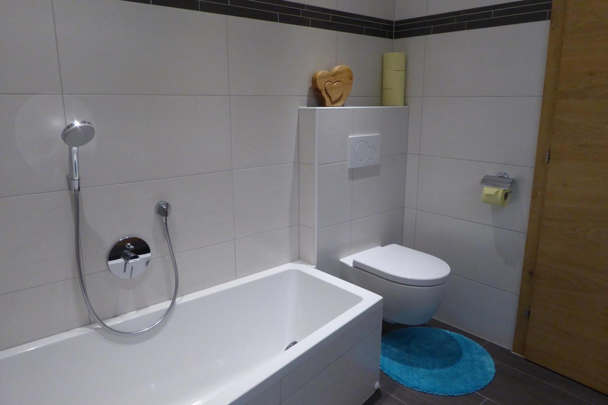 Ferienwohnung Alpenheim 图克斯 客房 照片
